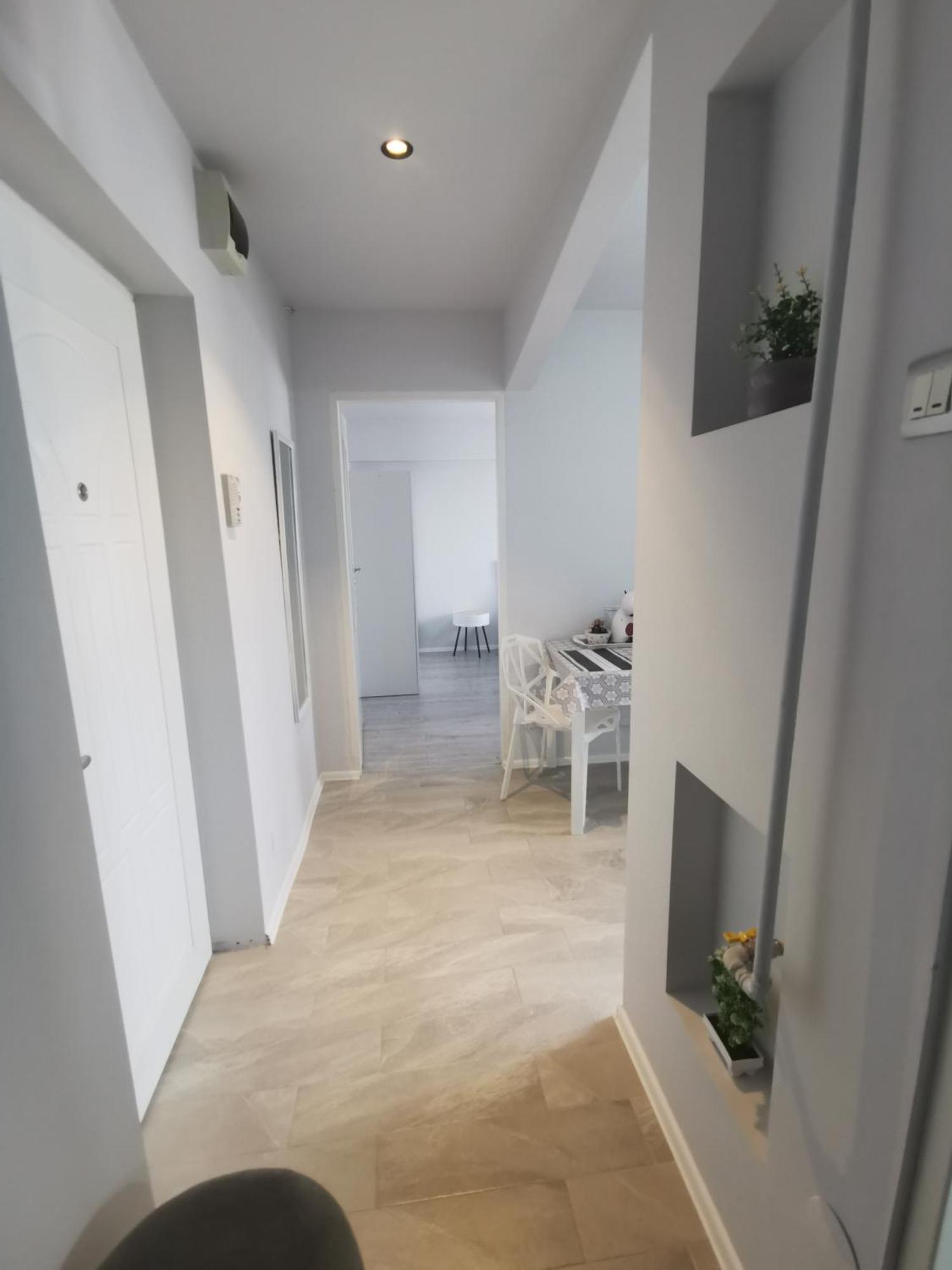Apartament Carla Apartment Deva Exterior photo